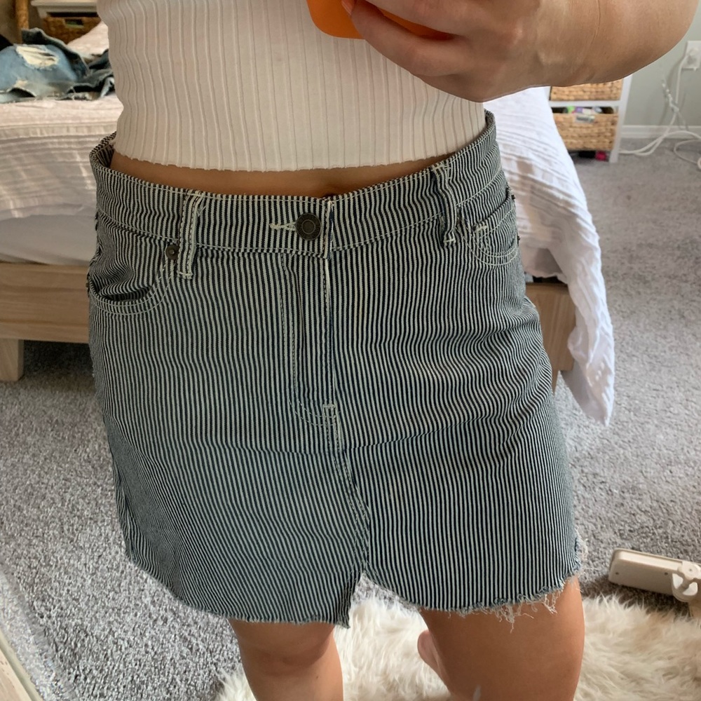 Striped navy/white mini skirt from Scout (Italy)